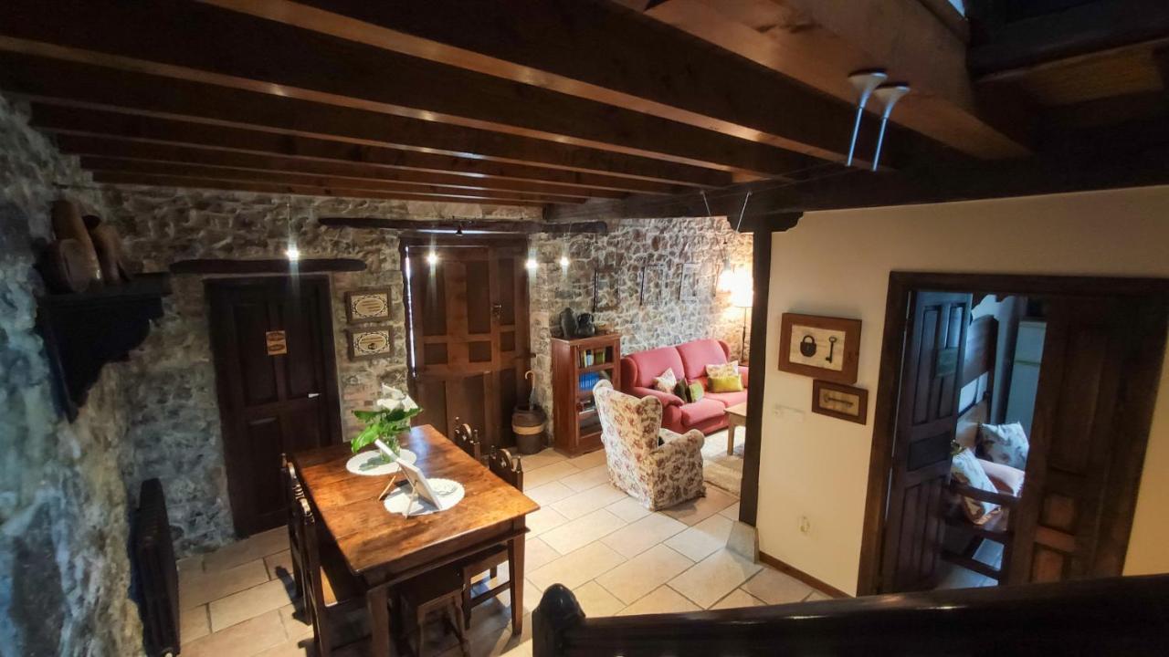 El Colladín Casa de hóspedes Llerices Exterior foto