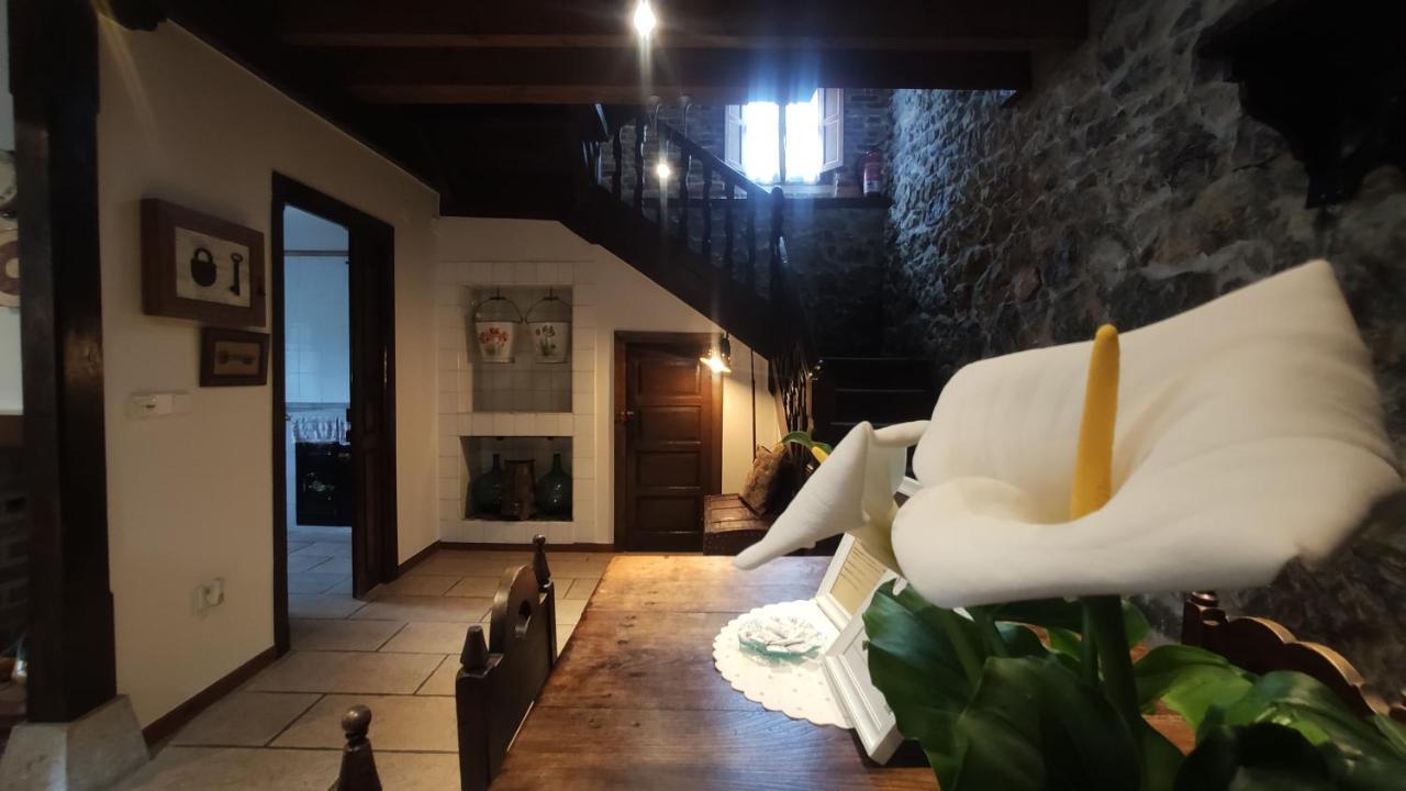 El Colladín Casa de hóspedes Llerices Exterior foto