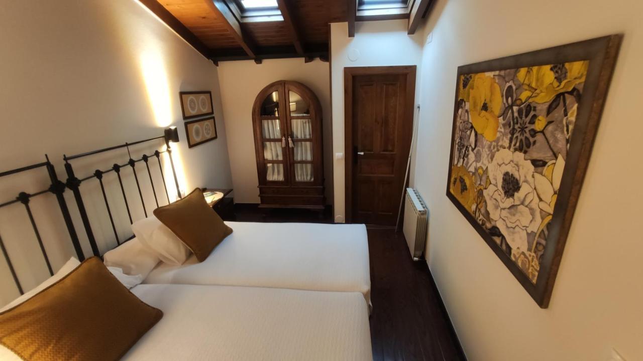 El Colladín Casa de hóspedes Llerices Exterior foto